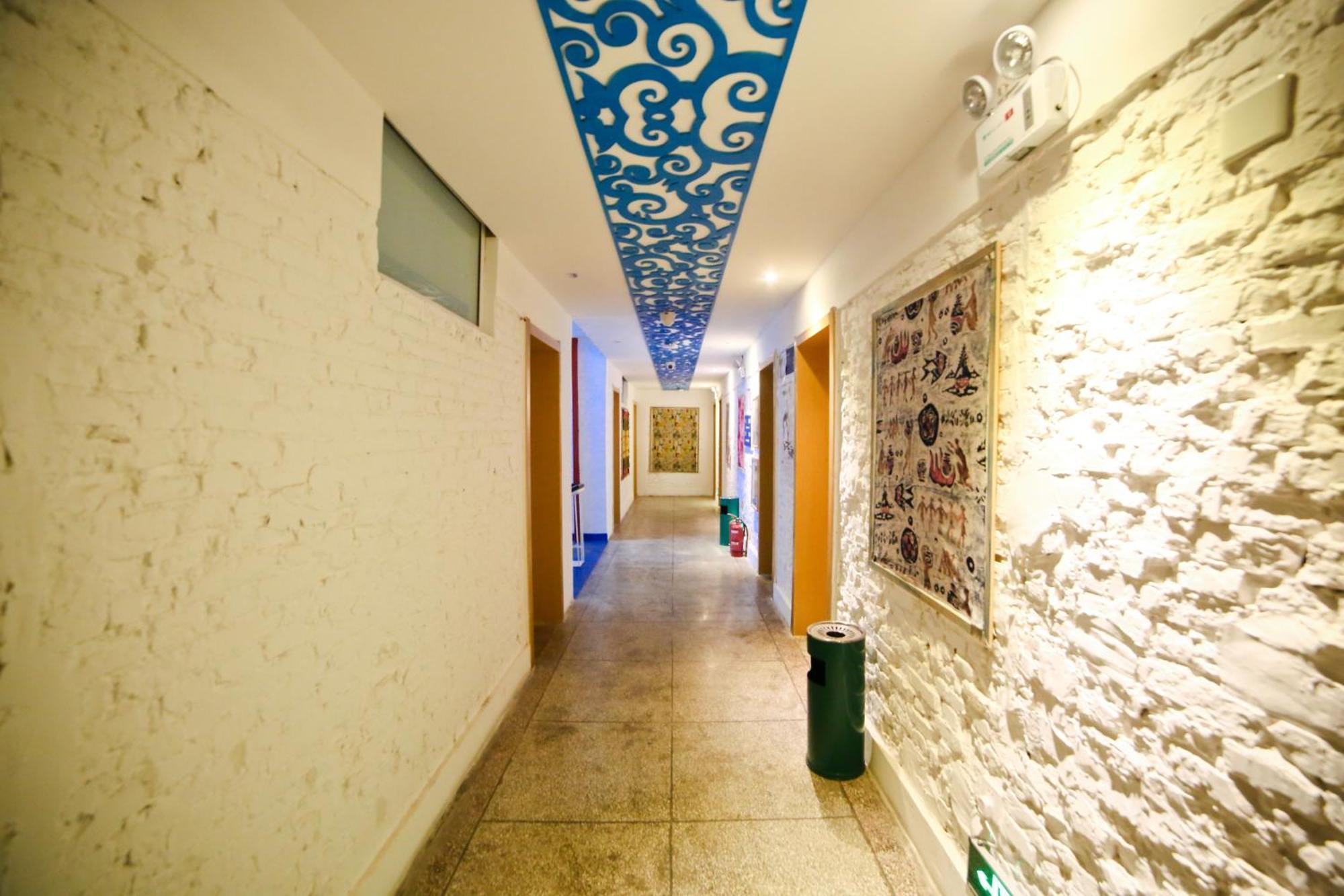 Luoyang Heartland International Youth Hostel Buitenkant foto