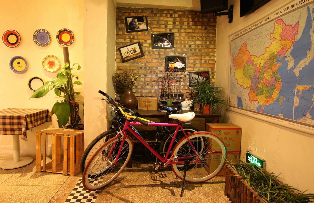 Luoyang Heartland International Youth Hostel Buitenkant foto