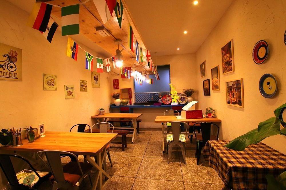 Luoyang Heartland International Youth Hostel Buitenkant foto