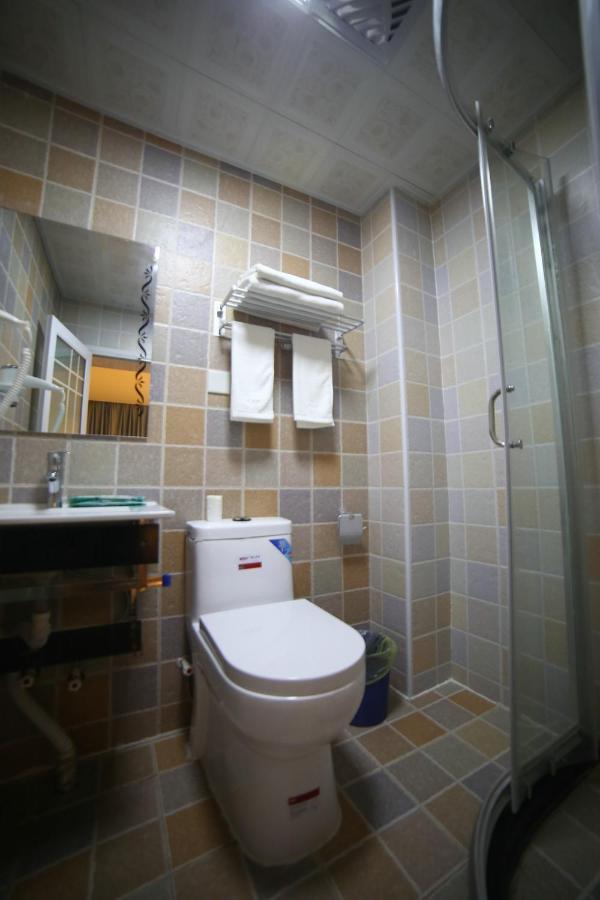 Luoyang Heartland International Youth Hostel Buitenkant foto
